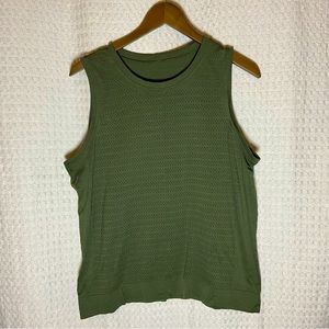 LULULEMON sports tank khaki perforated workout shirt women Sz XS